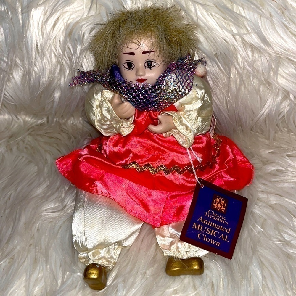 Classic Treasures clown. Melinda.